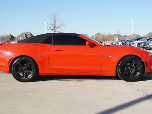 Used 2023 Chevrolet Camaro LT image 10