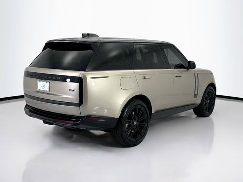 Used 2023 Land Rover Range Rover SE AWD/4WD image 5