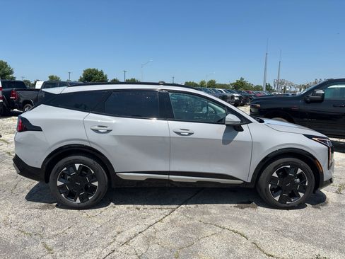 Used 2026 Kia Sportage SX Prestige AWD/4WD image 5
