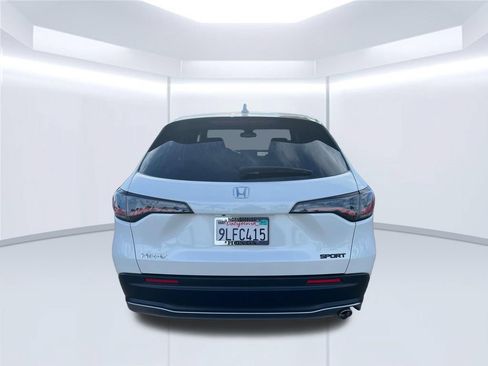 Certified 2024 Honda HR-V Sport image 4