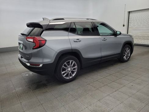 Used 2024 GMC Terrain SLT image 10