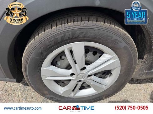 Used 2023 Nissan Kicks S FWD image 5