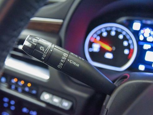 Used 2021 Chevrolet Tahoe High Country image 33