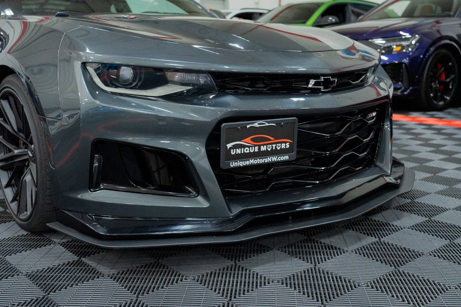 Used 2018 Chevrolet Camaro ZL1 RWD image 14