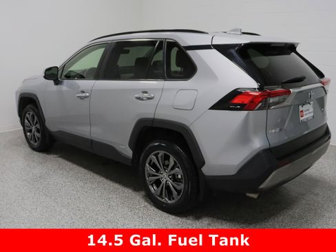 Certified 2022 Toyota RAV4 Limited image 9