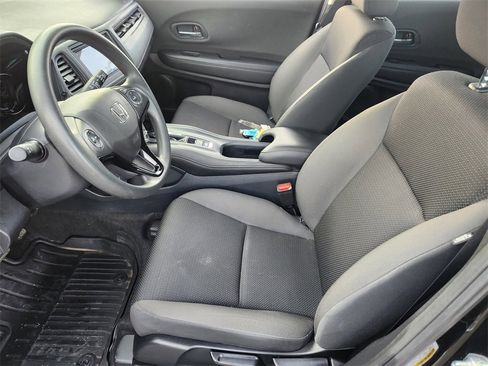 Used 2022 Honda HR-V LX image 12