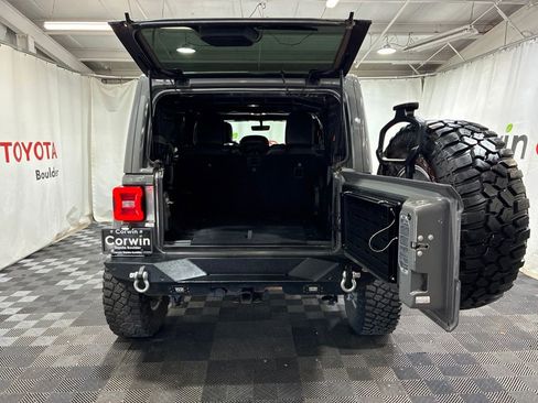 Used 2020 Jeep Wrangler Unlimited Rubicon AWD/4WD image 16