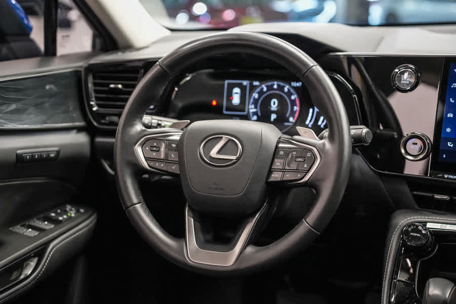 Used 2025 Lexus NX 350 AWD w/ Cold Area Package image 15
