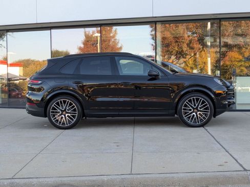 New 2026 Porsche Cayenne image 8