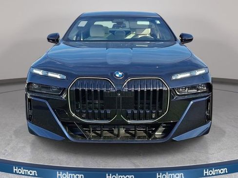 New 2026 BMW 760i xDrive w/ Executive Package AWD/4WD image 2
