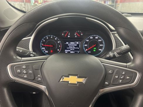 Used 2023 Chevrolet Malibu LT image 11