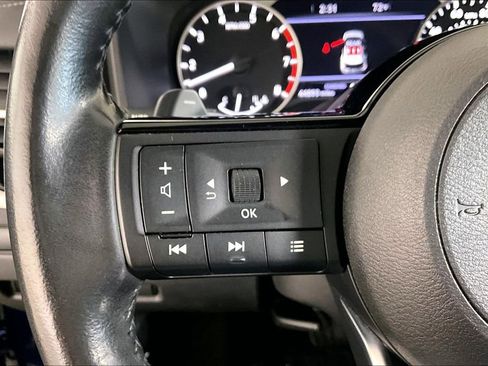 Used 2023 Nissan Rogue SL w/ SL Premium Package FWD image 18