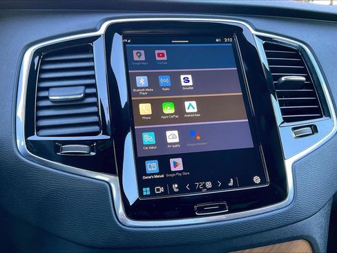 Used 2023 Volvo XC90 T8 Plus image 36