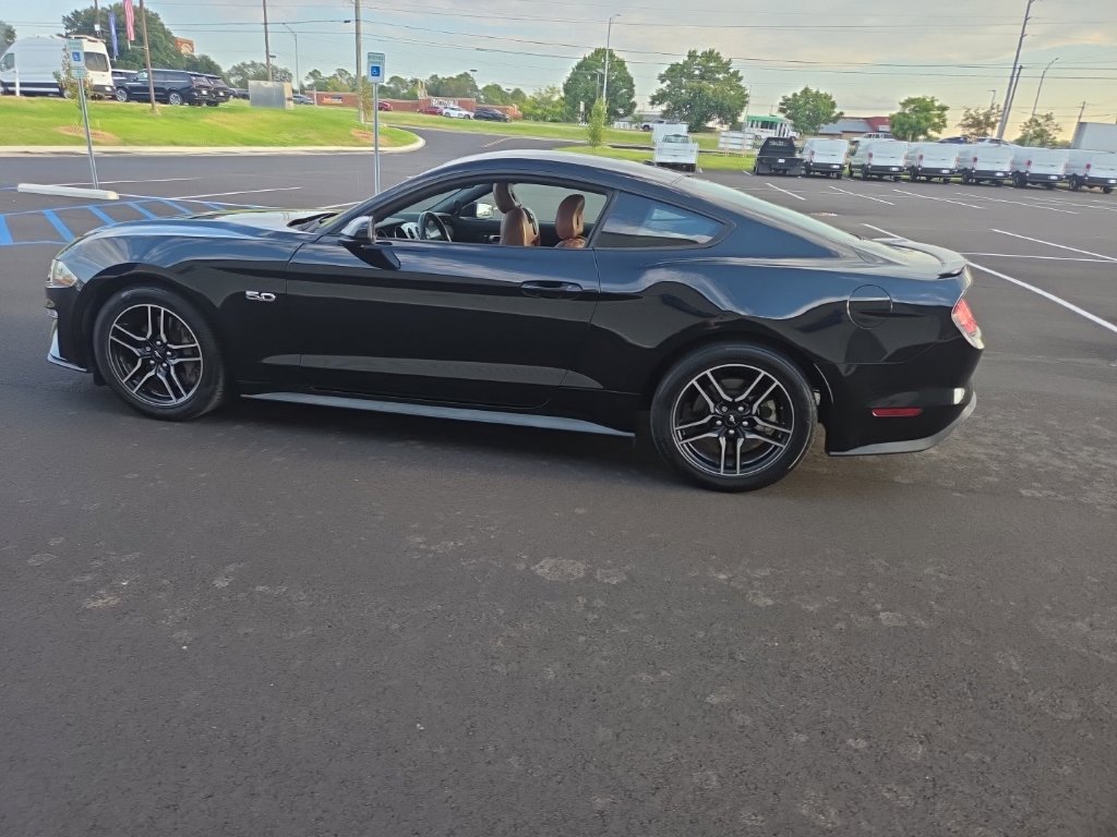 Used 2018 Ford Mustang GT w/ Equipment Group 301A RWD image 7