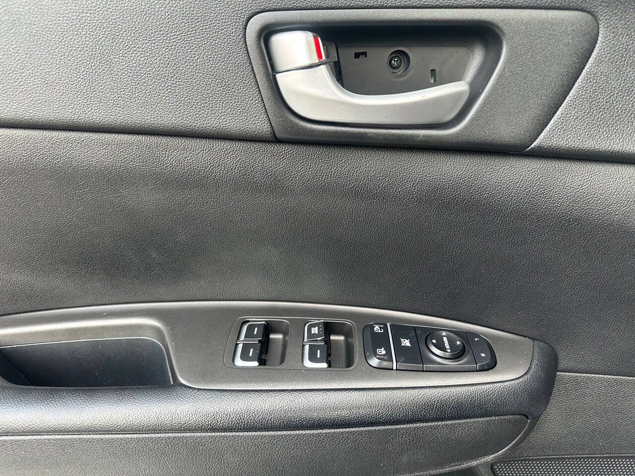 Used 2016 Kia Optima LX w/ Option Group 014 FWD image 14