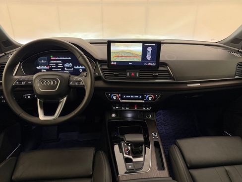 Used 2023 Audi Q5 2.0T Premium Plus w/ Premium Plus Package AWD/4WD image 17