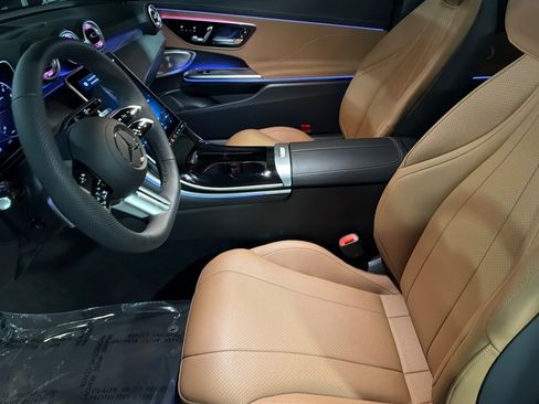 New 2026 Mercedes-Benz CLE 300 4MATIC Coupe image 12