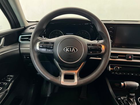 Used 2021 Kia K5 LXS FWD image 13