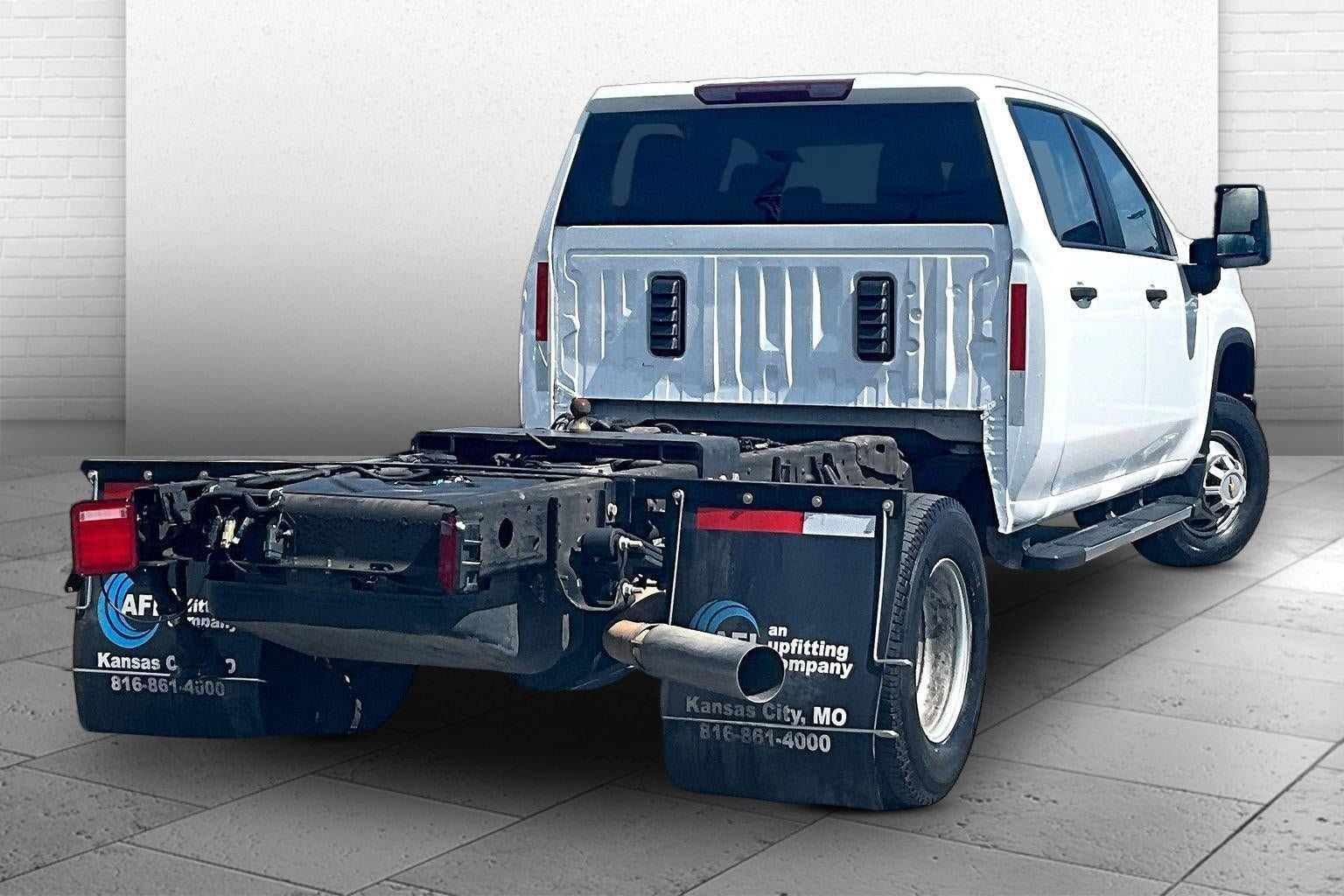 Used 2026 Chevrolet Silverado 3500 W/T AWD/4WD image 11