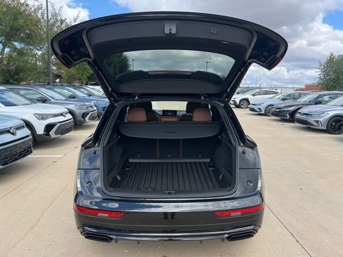 Used 2025 Audi Q5 2.0T Premium Plus w/ Premium Plus Package image 9