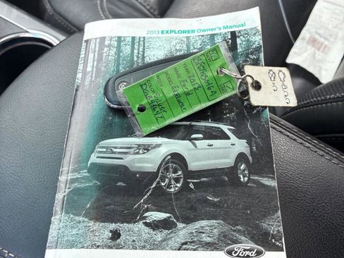 Used 2013 Ford Explorer Sport AWD/4WD image 26