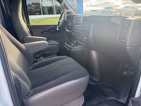 Certified 2023 GMC Savana 2500 w/ Driver Convenience Package RWD image 19