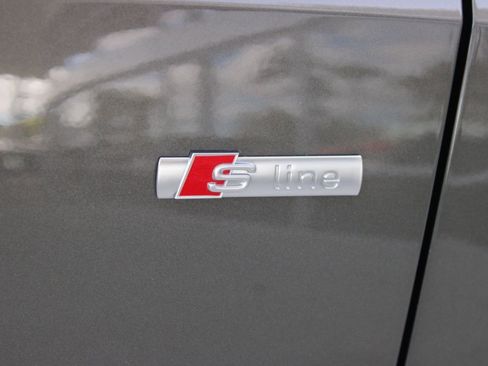 Used 2021 Audi Q3 2.0T Premium Plus image 21