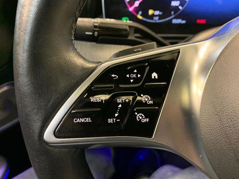 Used 2022 Mercedes-Benz C 300 4MATIC Sedan w/ Pinnacle Trim Package image 23