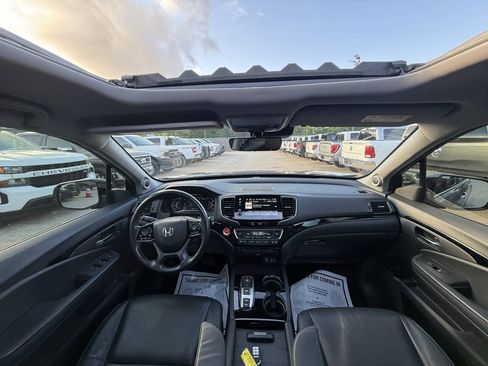 Used 2021 Honda Pilot Touring image 20