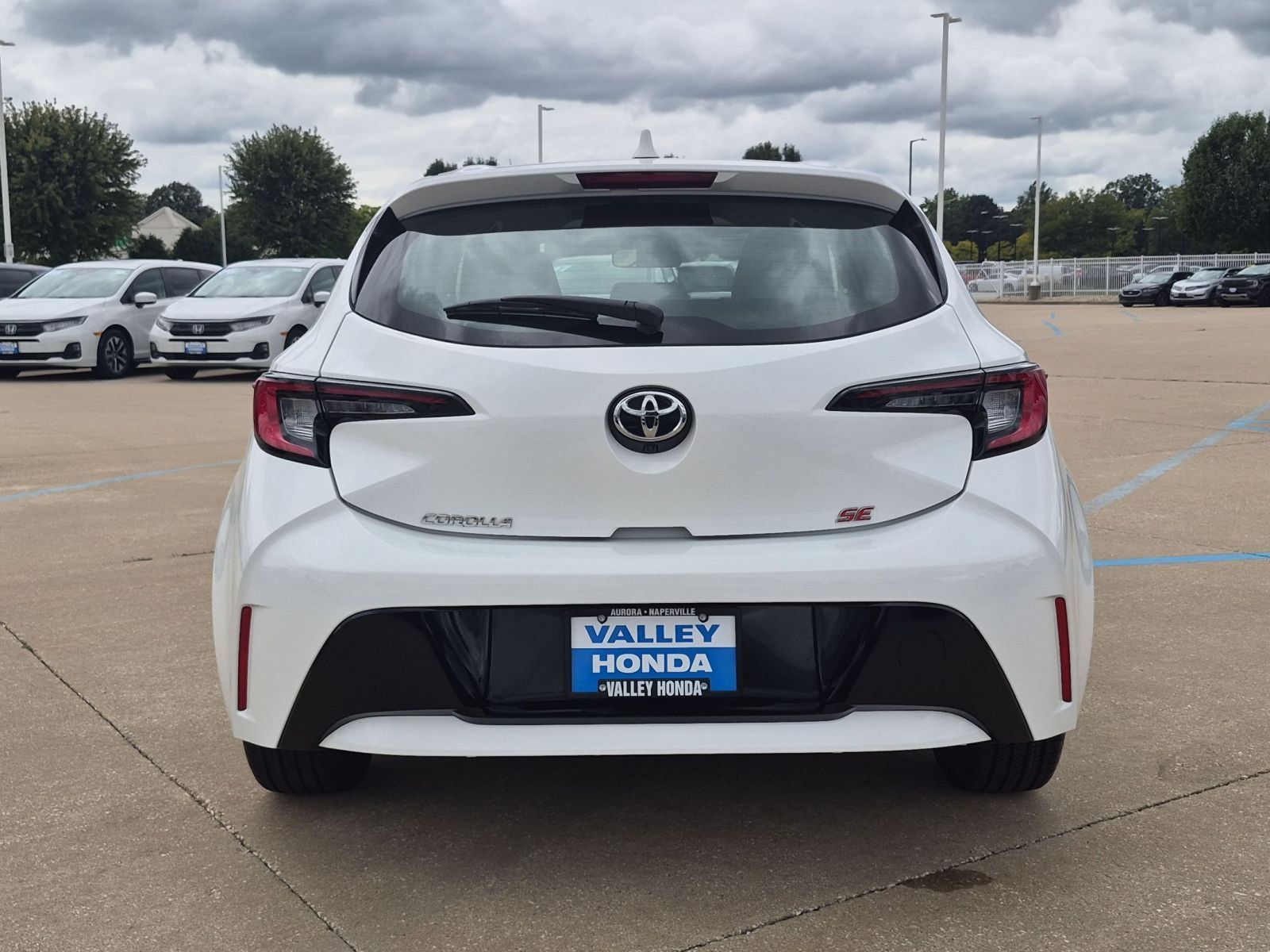 Used 2024 Toyota Corolla SE w/ SE Package FWD image 7