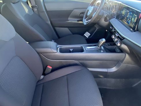 New 2026 Nissan Kicks S image 9