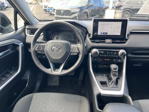 Used 2024 Toyota RAV4 XLE w/ Weather Package AWD/4WD image 7