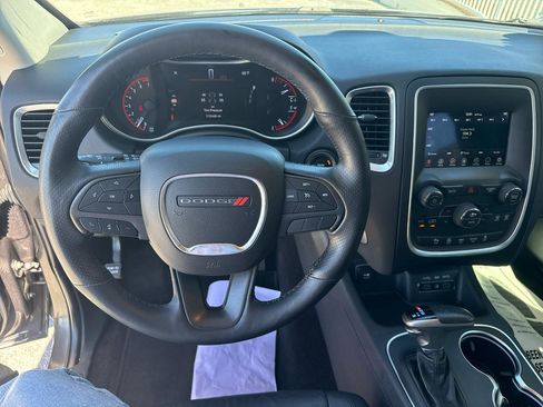 Used 2019 Dodge Durango SXT image 36