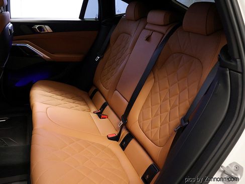 Certified 2024 BMW X6 xDrive40i w/ Premium Package image 12