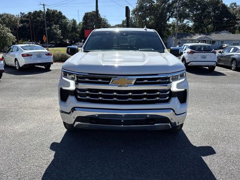 Used 2022 Chevrolet Silverado 1500 LTZ AWD/4WD image 8
