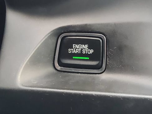 Used 2019 Chevrolet Camaro SS RWD image 21