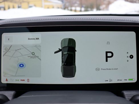 Used 2022 Rivian R1T Adventure image 38