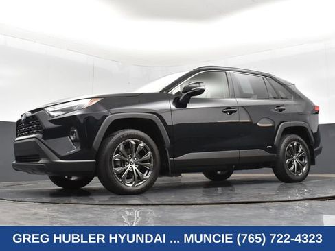 Used 2024 Toyota RAV4 XLE Premium w/ Weather Package AWD/4WD image 30