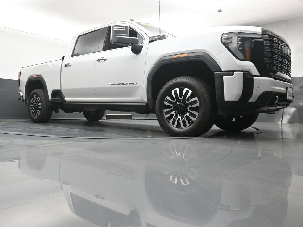 Used 2025 GMC Sierra 2500 Denali Ultimate AWD/4WD image 26