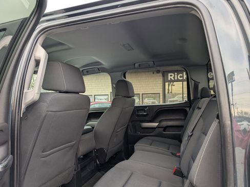 Used 2017 Chevrolet Silverado 1500 LT w/ All Star Edition image 19