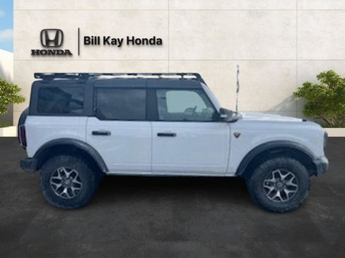 Used 2023 Ford Bronco Badlands image 5