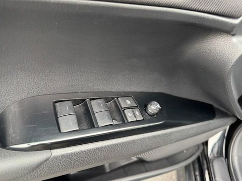 Used 2025 Toyota Camry LE image 15