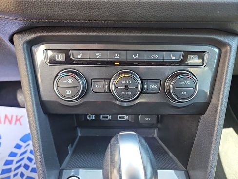 Used 2018 Volkswagen Tiguan S AWD/4WD image 18
