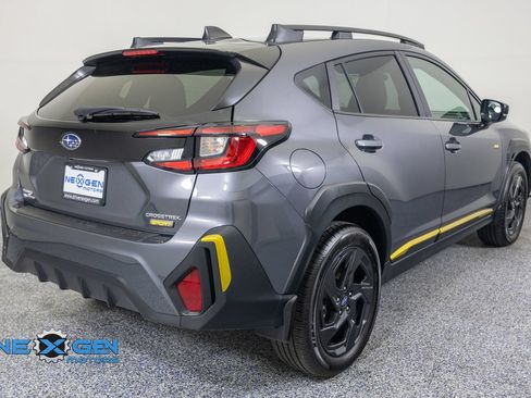 Used 2025 Subaru Crosstrek 2.5i Sport AWD/4WD image 7