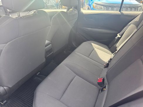 Used 2022 Toyota Corolla LE image 5