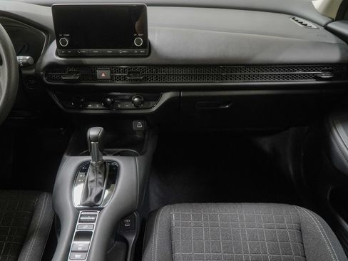 Used 2024 Honda HR-V LX image 31