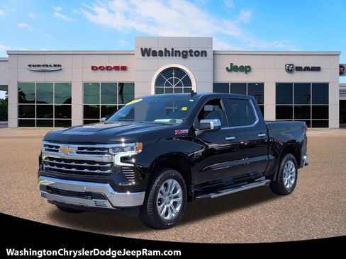 Used 2025 Chevrolet Silverado 1500 LTZ w/ LTZ Premium Package AWD/4WD image 1
