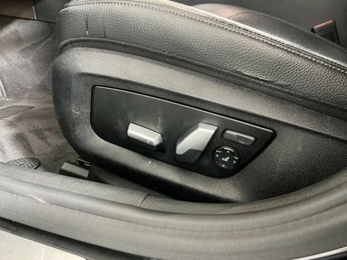 Used 2018 BMW 540i RWD image 20