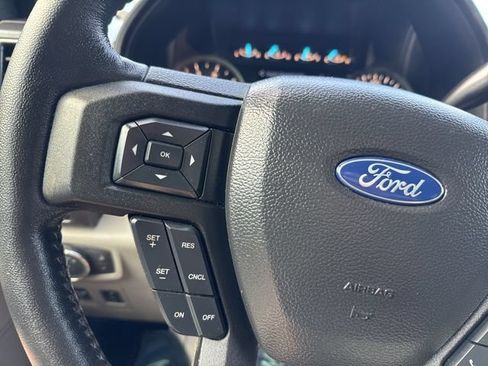 Used 2018 Ford F150 XLT w/ Equipment Group 302A Luxury AWD/4WD image 29