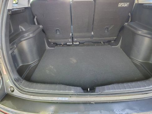 Used 2011 Honda CR-V LX image 17